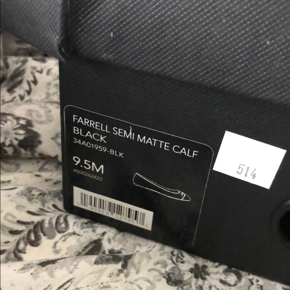 Coach - Picture 5 of 5